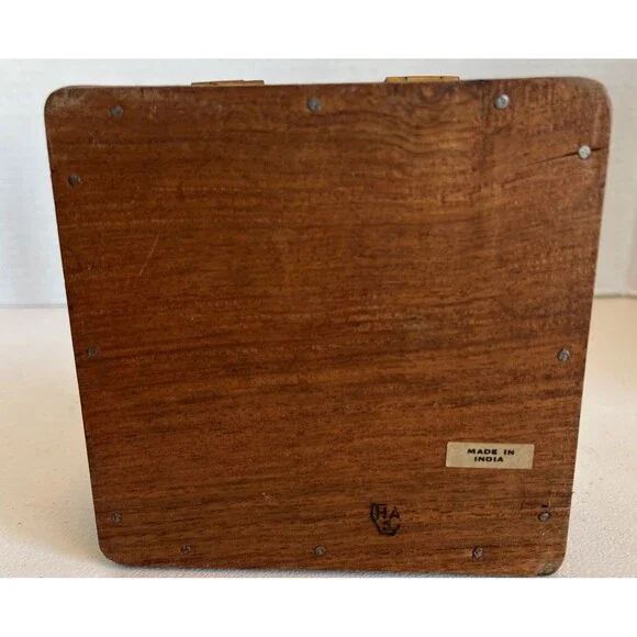 VTG Hand Carved Wooden Box Mother Pearl Inlay Trinket Hinged Lid 5”X5”X2.5” - Picture 9 of 13